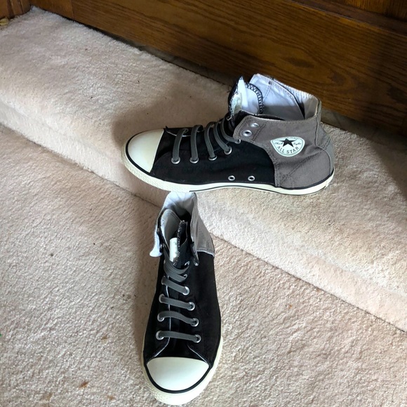 Converse Chuck Taylor high tops size 6 mens/7 1/2 women black/grey. - Picture 2 of 7